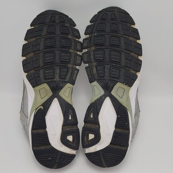 Nike Womens Gray White Initiator 394053-001 Lace Up Mid Athletic Shoes Size 8.5 - Picture 10 of 11